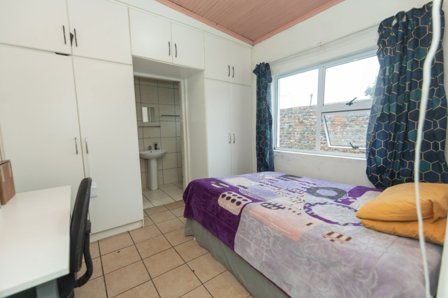 6 Bedroom Property for Sale in Newton Park Eastern Cape